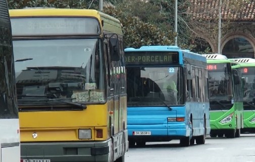 Ne shtator prezantohet paketa e transportit: Nga bileta elektronike te rishikimi i licencave